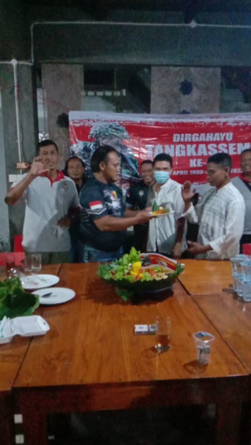 Harla Ke-23 Tangkasema Bagi-Bagi Takjil Dan Buka Bersama