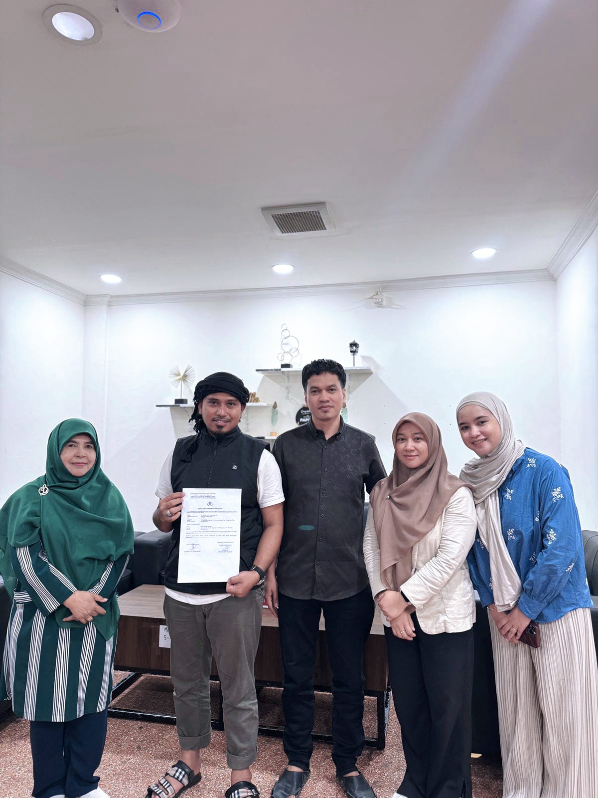 Merasa Dirugikan, Asmar Lambo Resmi Laporkan Direktur ITS Travel ke Polda Sulsel