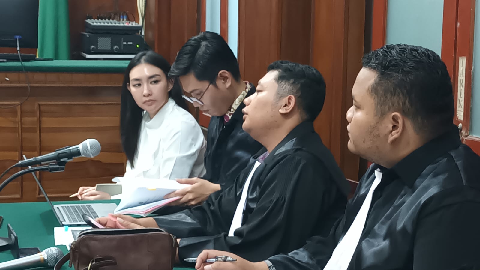 Sidang KDRT Selebgram Vinna Natalia: Terdakwa Ungkap Dugaan Kekerasan Berulang, Ahli Ingatkan Pembuktian Psikis Harus Objektif