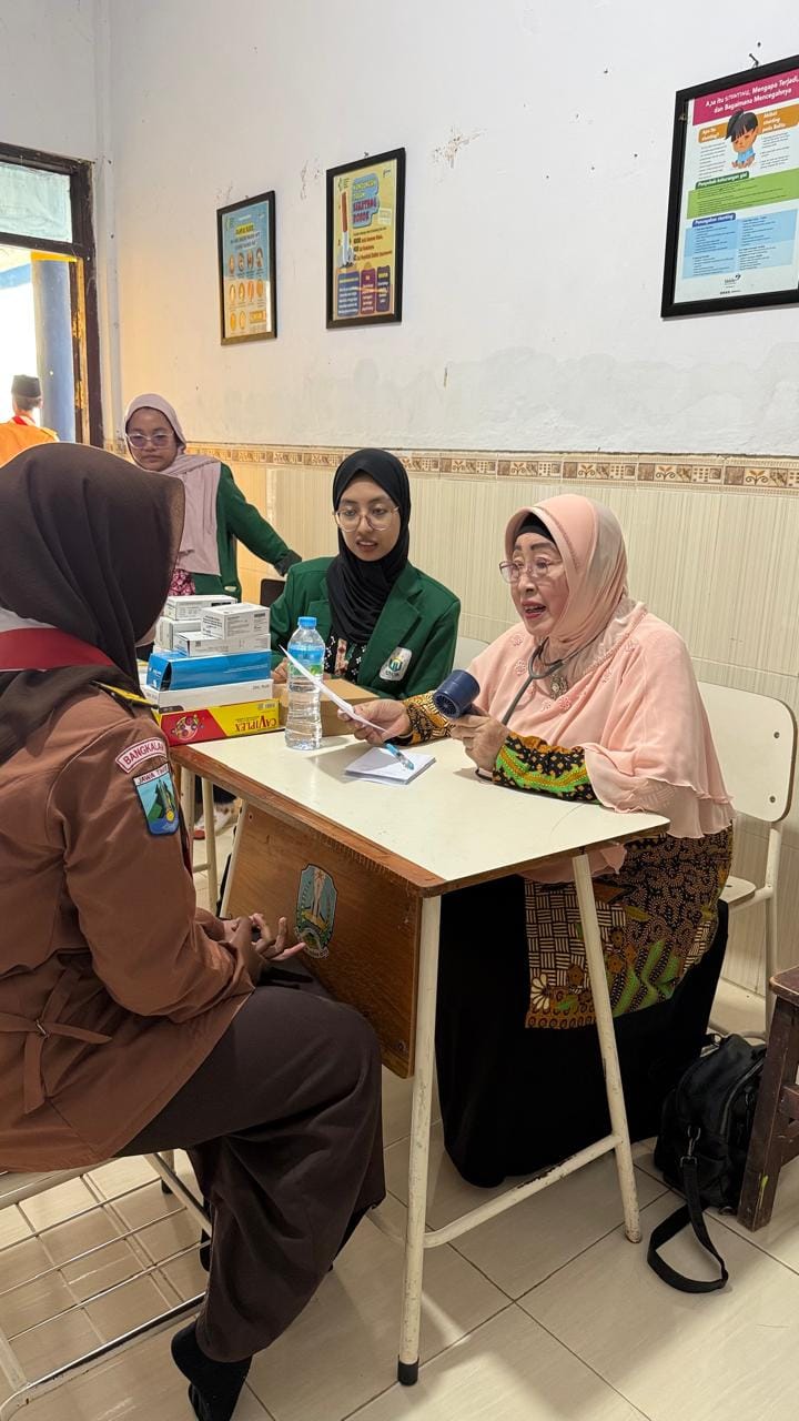 Tingkatkan Kesadaran Kesehatan Remaja, Santri Hidayatullah Al Muhajirin Jalani Skrining Anemia